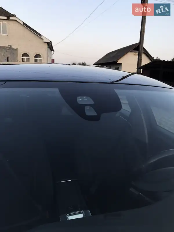Volvo V60 2017 VIN YV1FW7880H2372273 фото оголошення 44 з 87