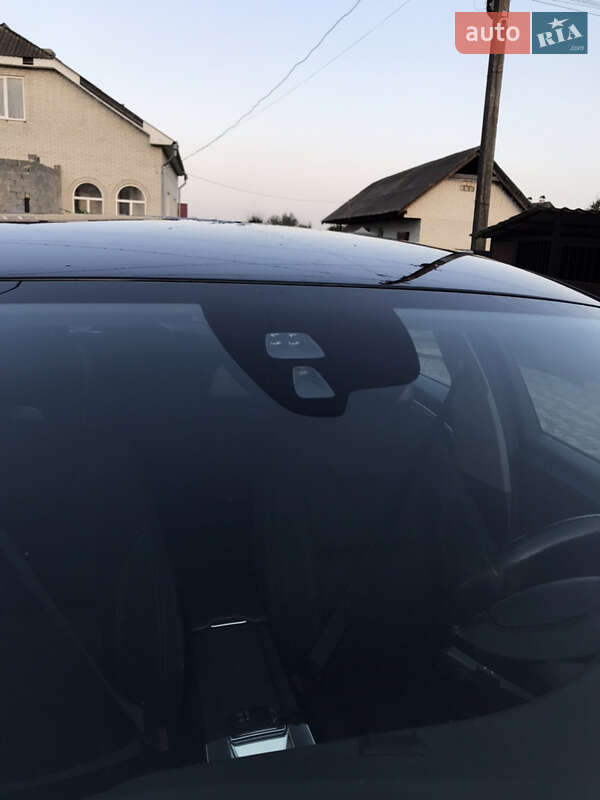 Универсал Volvo V60 2017 в Калуше