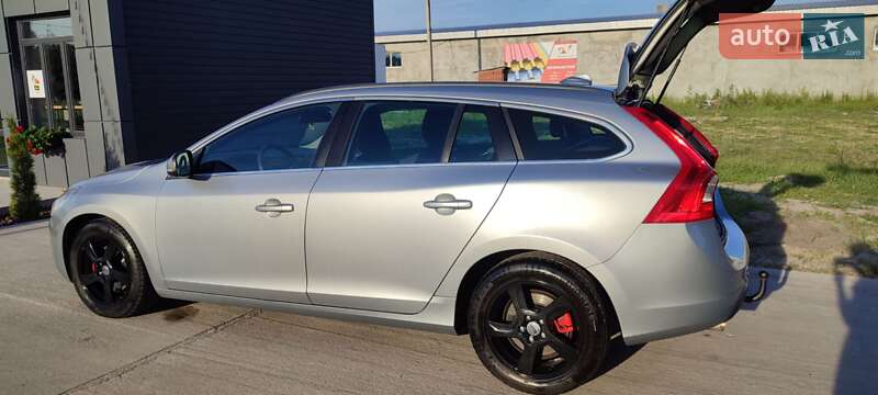 Універсал Volvo V60 2011 в Славуті