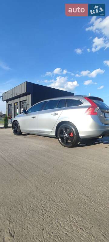Універсал Volvo V60 2011 в Славуті