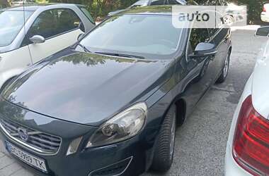 Универсал Volvo V60 2011 в Львове