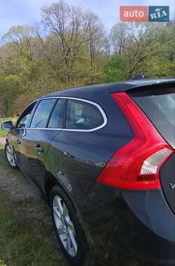 Універсал Volvo V60 2014 в Стрию