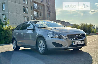 Універсал Volvo V60 2012 в Дніпрі