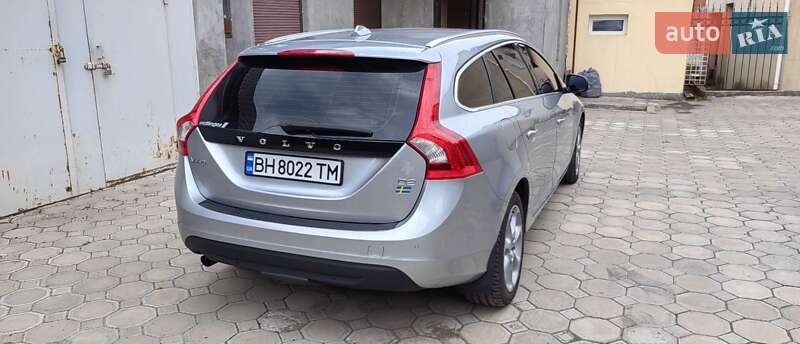 Универсал Volvo V60 2012 в Измаиле