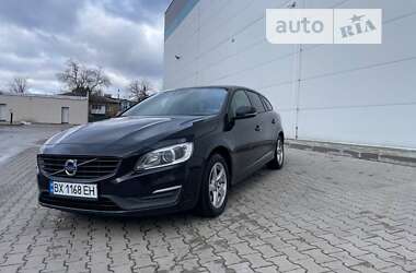 Универсал Volvo V60 2015 в Полонном