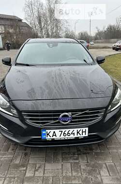 Универсал Volvo V60 2013 в Киеве