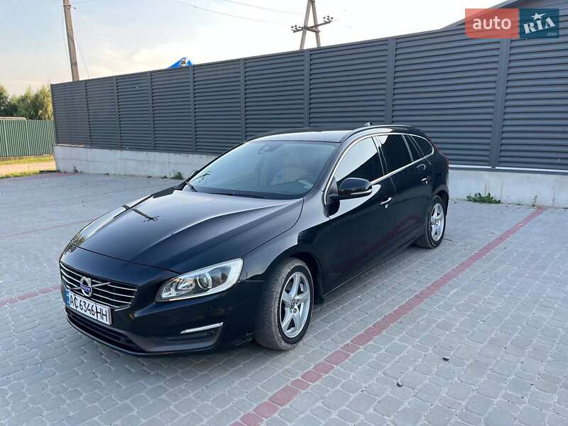 Универсал Volvo V60 2014 в 