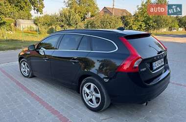 Универсал Volvo V60 2014 в 