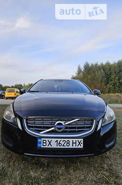 Універсал Volvo V60 2011 в Хмельницькому