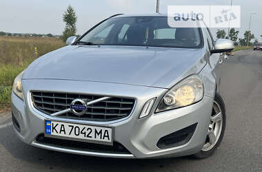 Універсал Volvo V60 2011 в Києві