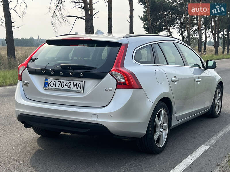 Універсал Volvo V60 2011 в Києві