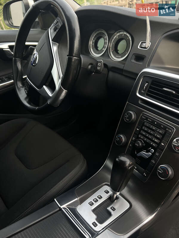Універсал Volvo V60 2011 в Києві