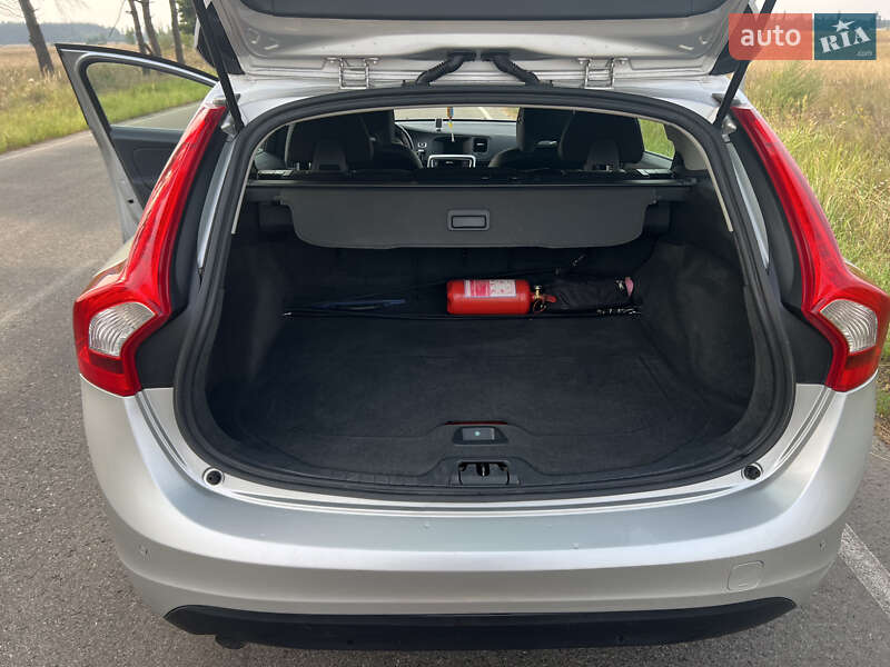 Універсал Volvo V60 2011 в Києві