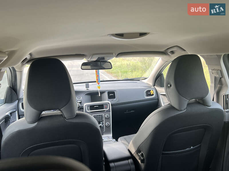 Універсал Volvo V60 2011 в Києві