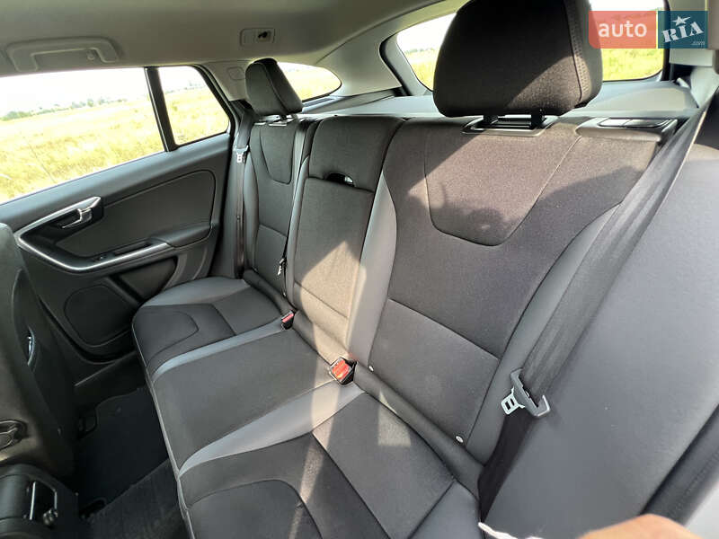 Універсал Volvo V60 2011 в Києві