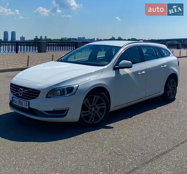 Volvo V60 2014