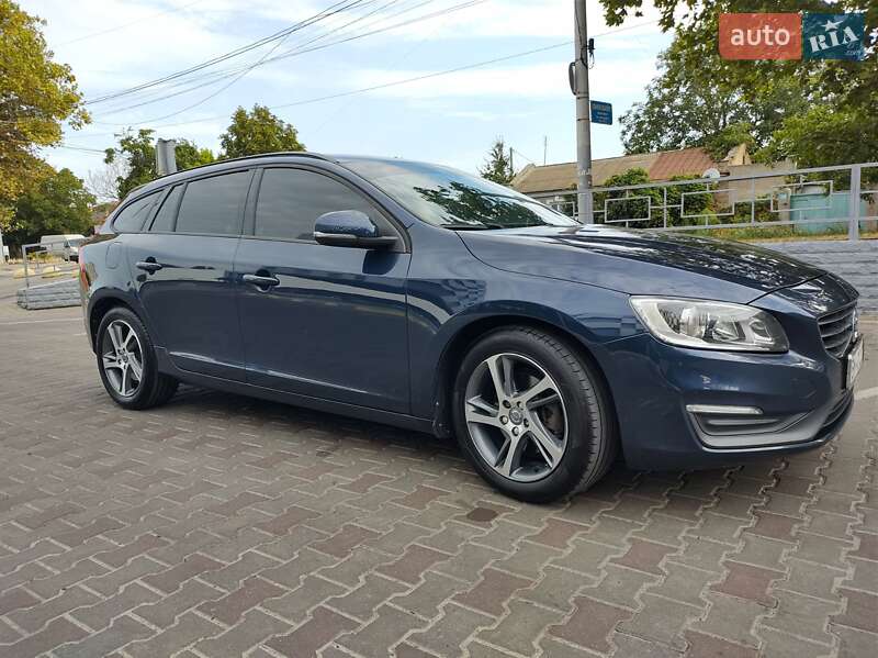 Универсал Volvo V60 2015 в Сумах фото 7 Универсал Volvo V60 2015 в Сумах