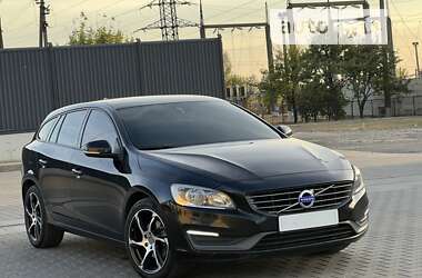 Универсал Volvo V60 2015 в Луцке