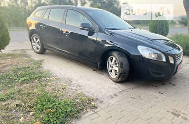 Универсал Volvo V60 2012 в Ахтырке