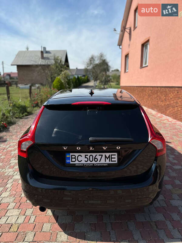 Универсал Volvo V60 2013 в Львове
