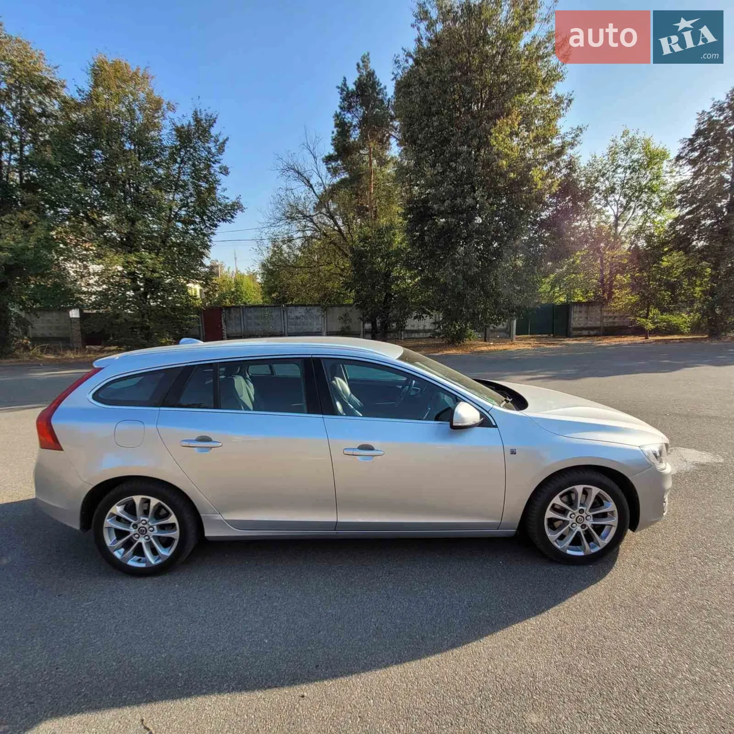 2016 Volvo V60 - мініатюра 3