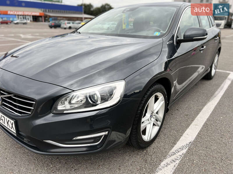 Универсал Volvo V60 2015 в Львове фото 7 Универсал Volvo V60 2015 в Львове