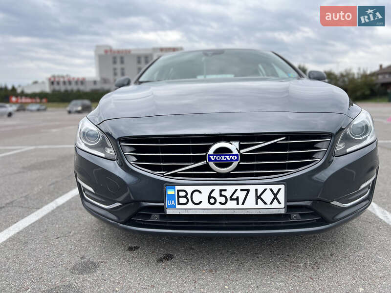 Универсал Volvo V60 2015 в Львове фото 9 Универсал Volvo V60 2015 в Львове