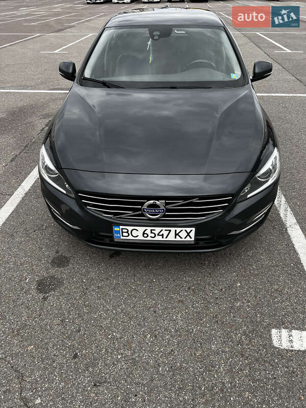 Универсал Volvo V60 2015 в Львове фото 11 Универсал Volvo V60 2015 в Львове