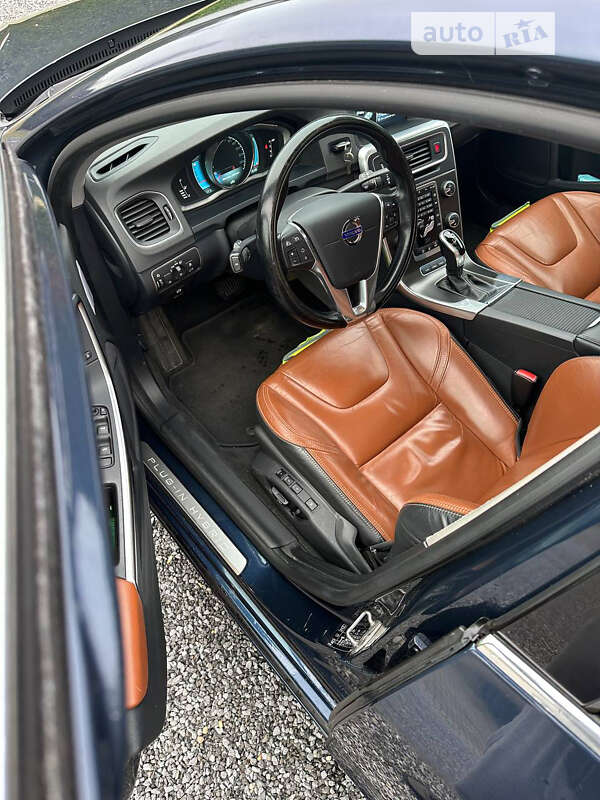 Универсал Volvo V60 2013 в Коростене фото 15 Универсал Volvo V60 2013 в Коростене