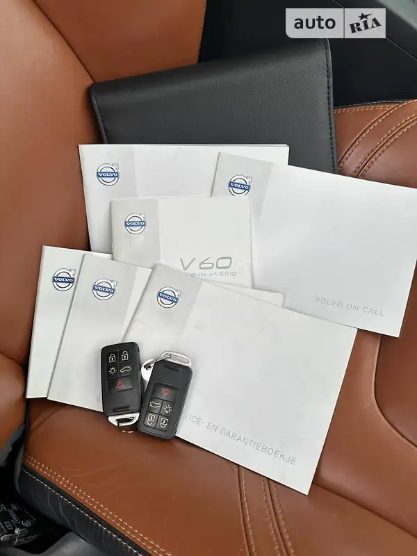 Универсал Volvo V60 2013 в Коростене документ 2 фото Универсал Volvo V60 2013 в Коростене документ