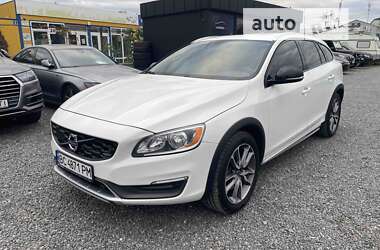 Универсал Volvo V60 2015 в Львове