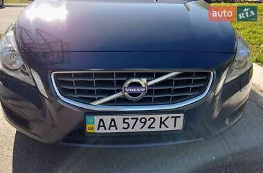 Універсал Volvo V60 2011 в Києві