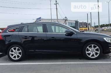 Универсал Volvo V60 2013 в Киеве