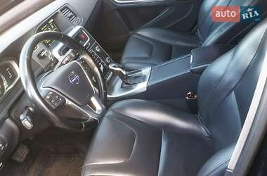 Универсал Volvo V60 2014 в 