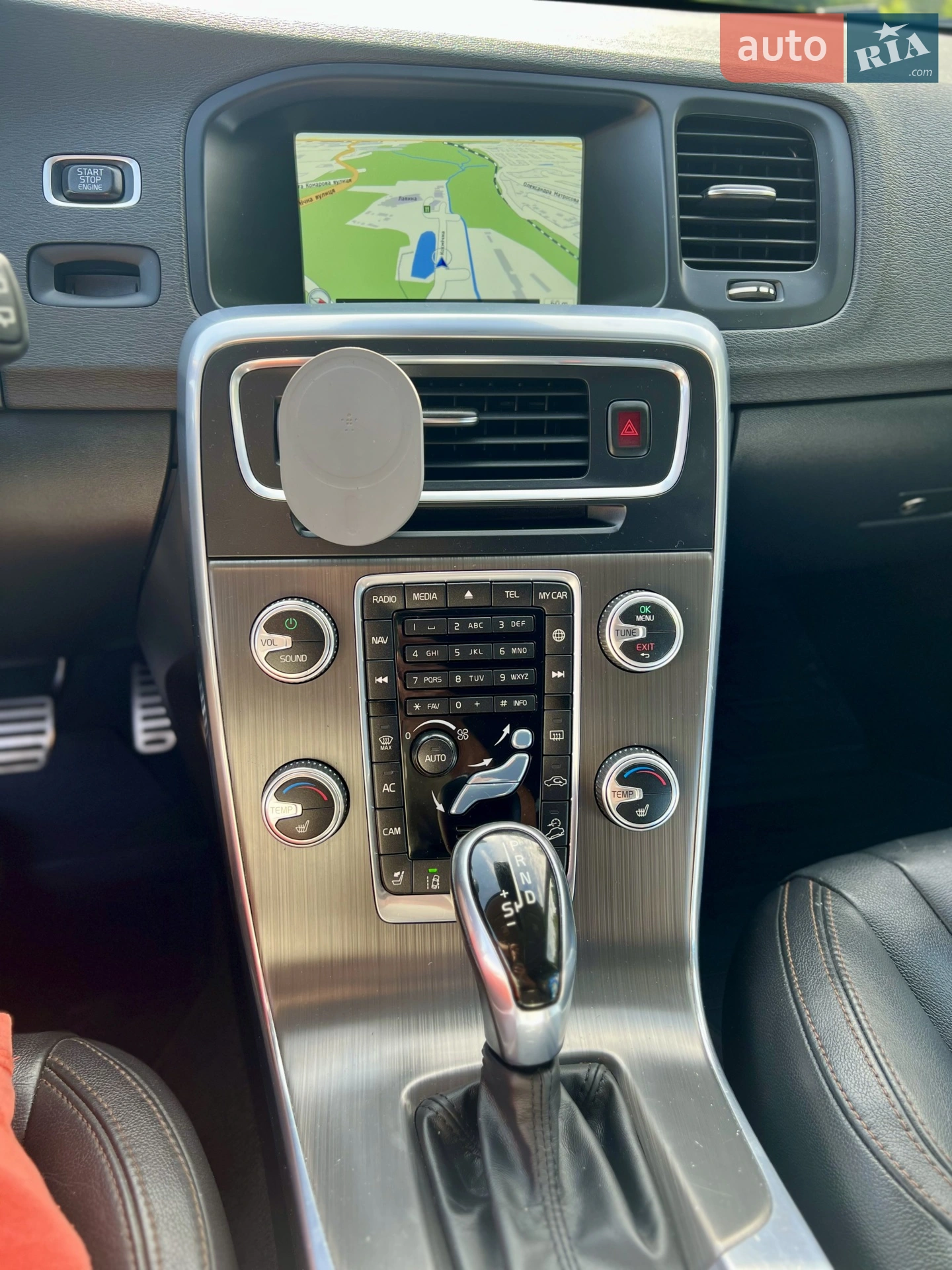2015 Volvo V60 - мініатюра 8