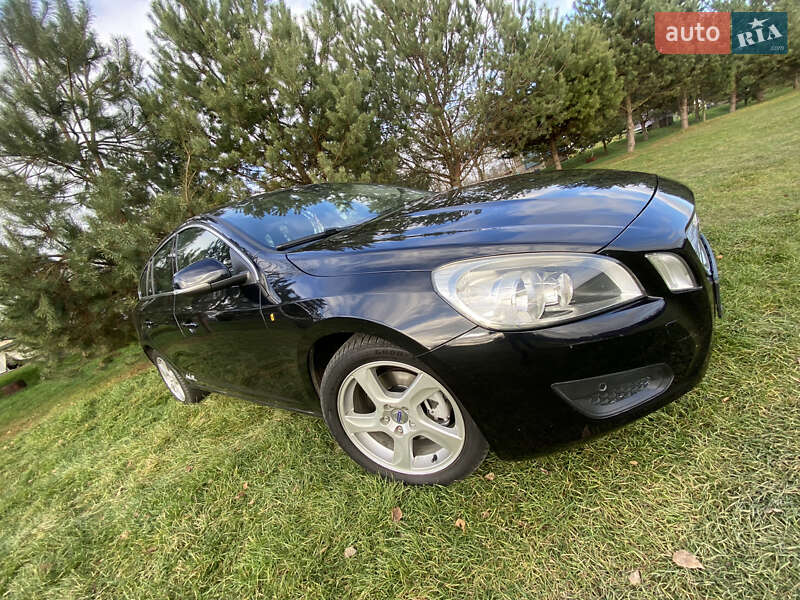 Универсал Volvo V60 2011 в Дрогобыче
