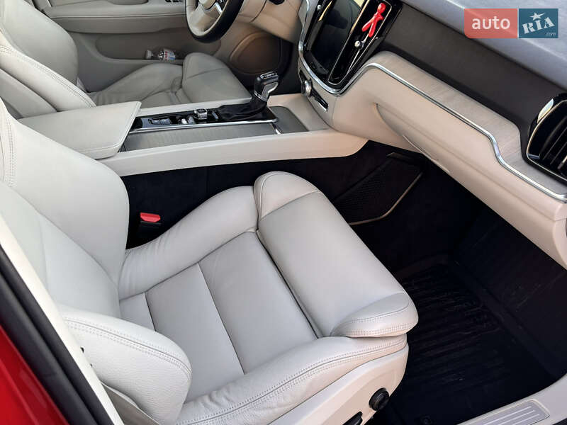 Универсал Volvo V60 2018 в Львове