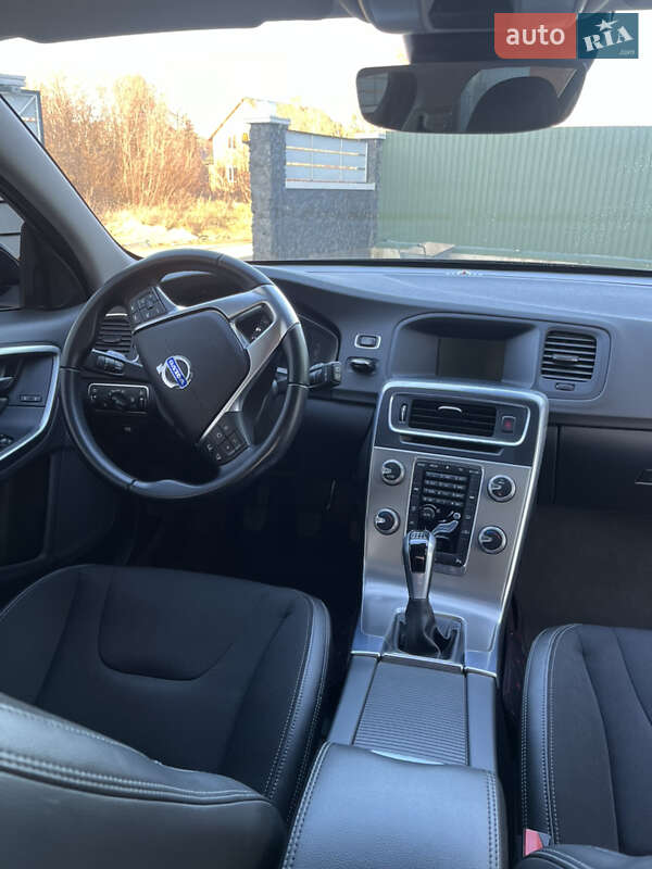 Универсал Volvo V60 2016 в Самборе