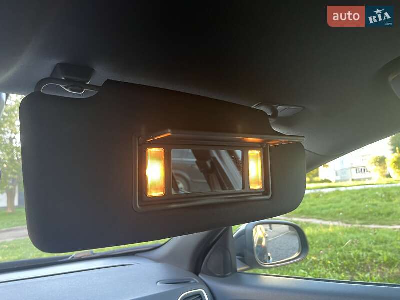 Универсал Volvo V60 2014 в Львове фото 20 Универсал Volvo V60 2014 в Львове