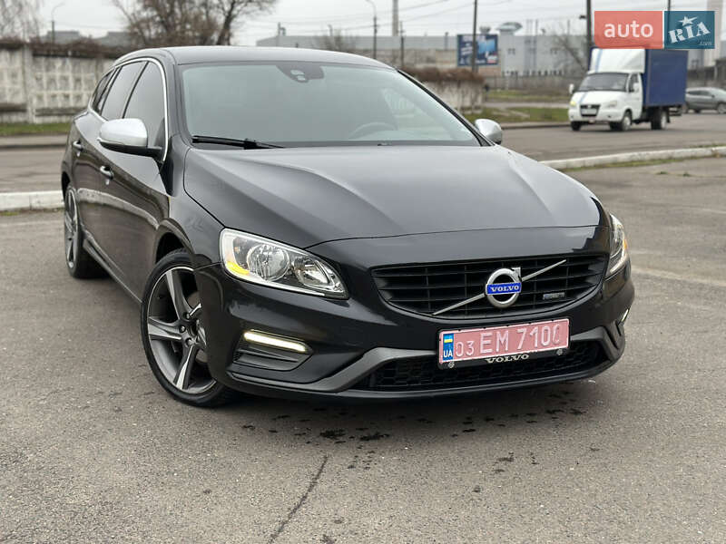 Універсал Volvo V60 2014 в Луцьку