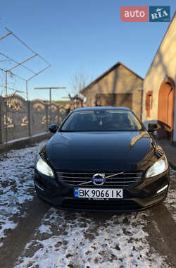 Універсал Volvo V60 2014 в Рівному