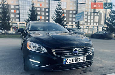 Універсал Volvo V60 2016 в Чернівцях