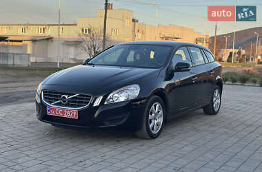 Універсал Volvo V60 2013 в Виноградові