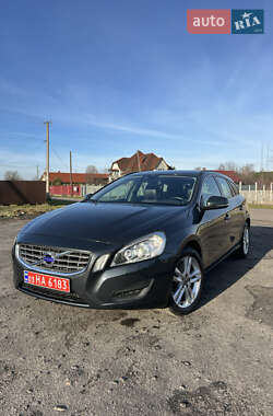 Універсал Volvo V60 2012 в Дубні