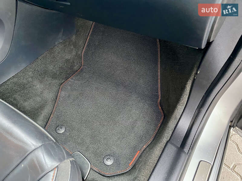 Универсал Volvo V60 2016 в Львове фото 48 Универсал Volvo V60 2016 в Львове