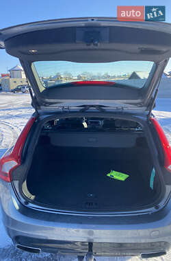 Универсал Volvo V60 2017 в 