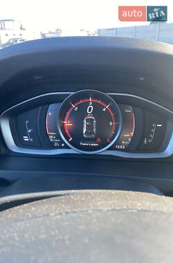 Универсал Volvo V60 2017 в 