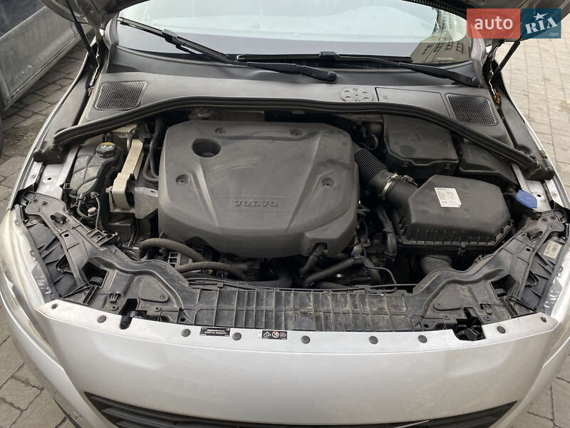 Универсал Volvo V60 2016 в Львове фото 53 Универсал Volvo V60 2016 в Львове