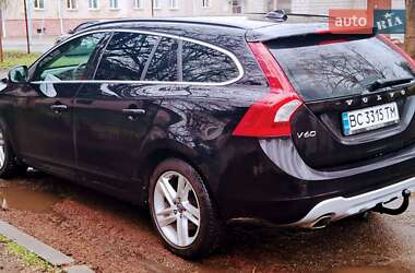 Универсал Volvo V60 2012 в 