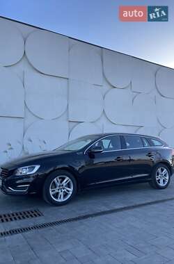 Универсал Volvo V60 2015 в Луцке